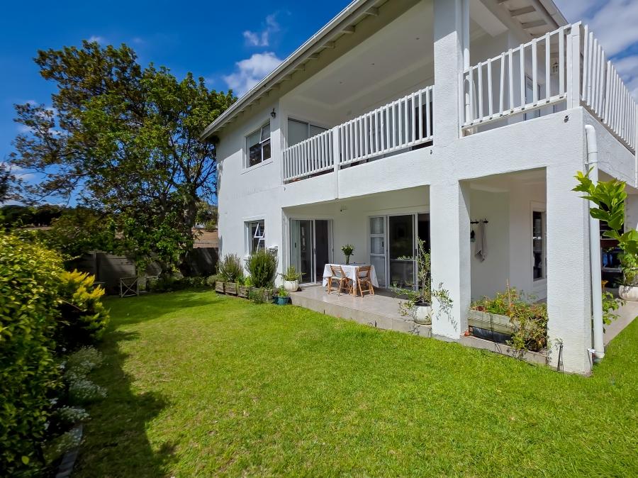 2 Bedroom Property for Sale in Belle Constantia Western Cape